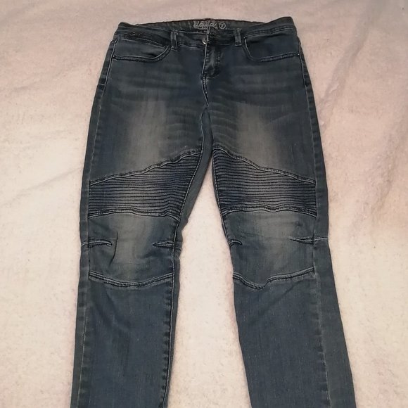 Moto-style jeans, size 7/8, distressed wash - Picture 1 of 10